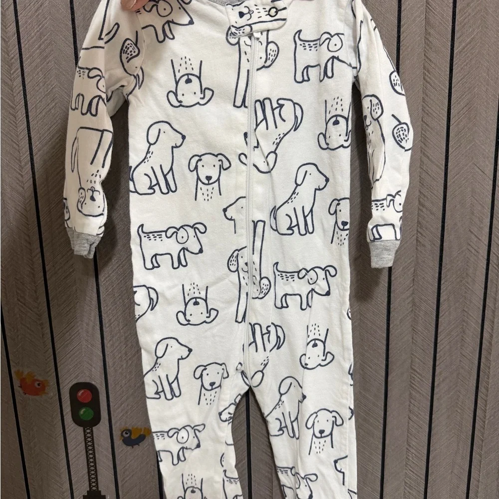 ❤️ BUNDLE 4/$20 Onesies Footies